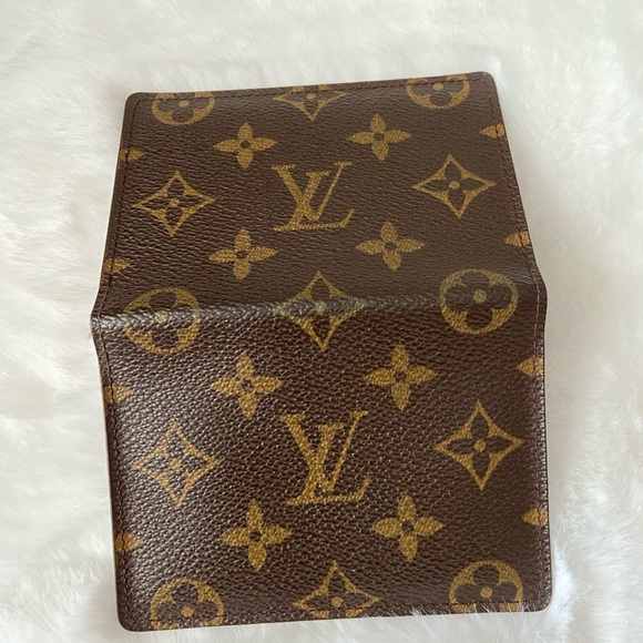 SOLD ✅ Authentic Louis Vuitton Card Case - Picture 6 of 6